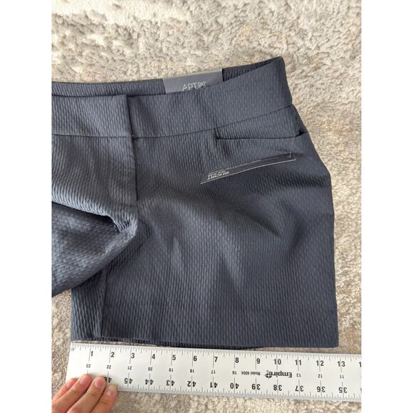 NEW Apt 9 Size 14 Flat Front Mid Rise Casual Shorts Black Button Zip NWT - Picture 7 of 14